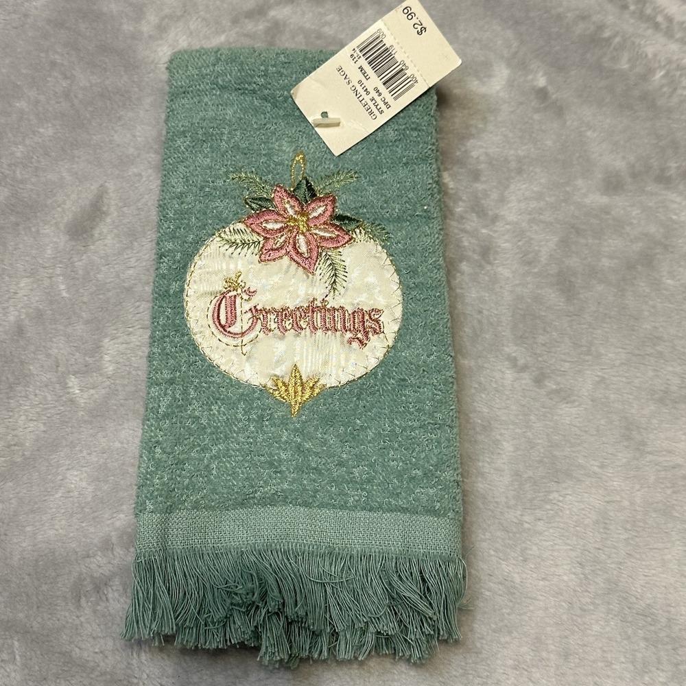 Cannon Christmas VTG Hand Towel Fingertip Sage Green Embroidered Greetings NWT